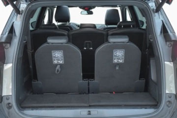 Peugeot 5008 II Crossover 2.0 BlueHDI 180KM 2018 Peugeot 5008 PEUGEOT 5008 GT 2.0HDI 180KM 7-OSOB LED Panorama Kamery Gwara, zdjęcie 37