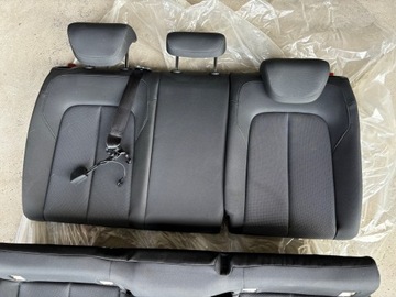 AUDI Q2 2016 POHOVKA SEDADLA PODPORA ZADNÍ