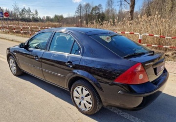 Ford Mondeo III Sedan 2.5 170KM 2002 Ford Mondeo 2.5 V6 170KM Ghia Oryginal Klima 2.5 Benzyna 170KM, zdjęcie 4