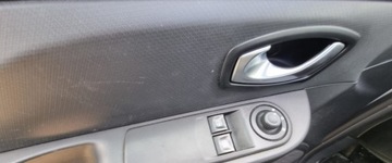 Renault Clio IV Grandtour  0.9 ENERGY Tce 90KM 2015 Renault Clio 2015r, 0.9 Benzyna. Uszkodzony tyl. Jezdzi Benzyna 90KM, zdjęcie 7