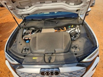 Audi Q8 2024 Audi Q8 2024 AUDI Q8 E-TRON PREMIUM PLUS Elektryczny 402KM, zdjęcie 11