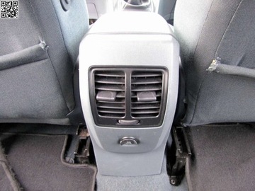 Ford C-MAX II Minivan 1.6 TDCi 115KM 2011 Ford C-MAX Ford C - Max 7-osobowy 1.6 Diesel 116KM, zdjęcie 8