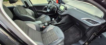 Peugeot 2008 I SUV Facelifting 1.2 PureTech 130KM 2017 Peugeot 2008 Polski Salon , I wlasciciel , pelen serwis ASO , 1.2 Benzyna, zdjęcie 12