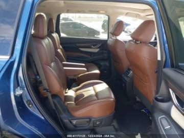 Subaru 2022 Subaru Ascent Touring, 2022r., 4x4, 2.4L 2.4 Benzyna 260KM, zdjęcie 9