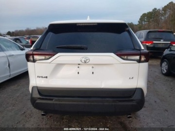 Toyota 2024 Toyota RAV4 2024r., LE, od ubezpieczalni 2.5 Benzyna 203KM, zdjęcie 4