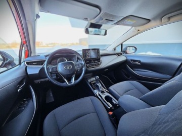 Toyota Corolla XII Sedan 1.8 Hybrid 122KM 2020 Toyota Corolla Toyota Corolla 1.8 Hybrid Comfort Czujniki przod tyl VAT 23, zdjęcie 19