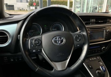 Toyota Auris II Touring Sports Hybrid 135 136KM 2014 Toyota Auris Toyota Auris 1.8 Hybryda 136KM, zdjęcie 20