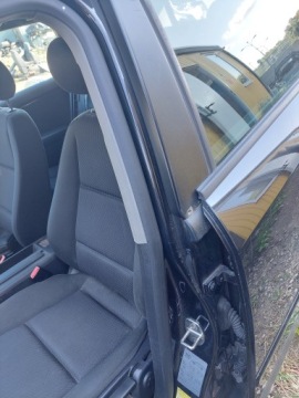 ПРОКЛАДКА ЛЕВОЙ/ПРАВОЙ ДВЕРИ ПЕРЕДНЯЯ ЧАСТЬ КУЗОВА AUDI A4 B6 B7