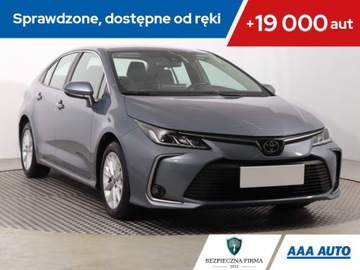 Toyota Corolla XII Sedan 1.5 VVT-i 125KM 2022 Toyota Corolla 1.5 VVT-i, Salon Polska