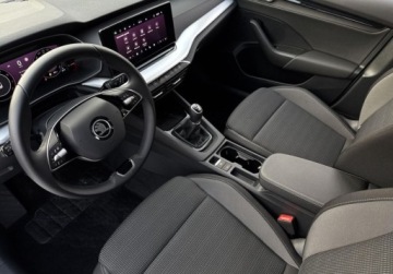 Skoda Octavia IV Liftback 1.5 TSI EVO 150KM 2024 Skoda Octavia SalonPL 1.5TSI 150KM Selection SerwisASO Virtual Matrix Kess, zdjęcie 10