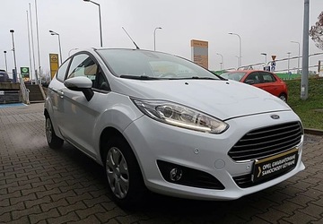 Ford Fiesta VII Hatchback 3d Facelifting 1.0 EcoBoost 100KM 2017 Ford Fiesta 1,0 turbo (100KM) klima, pdc, komputer Benzyna 100KM, zdjęcie 2