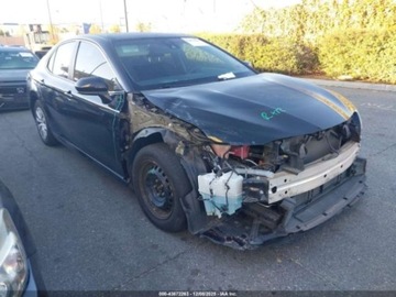 Toyota Camry IX 2018 Toyota Camry LE, od ubezpieczalni 2.5 Hybryda 176KM, zdjęcie 1