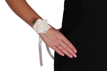 Kotylion przypinka róża materiałowa bordo czerwona studniówka bal panieński