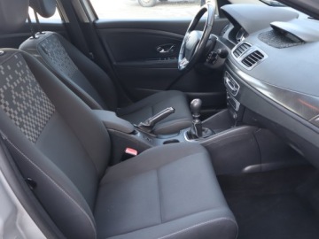 Renault Megane III Hatchback Facelifting 2013 dCi 110KM 2013 Renault Megane 1.5 dCi, Salon Polska, Klima, zdjęcie 8