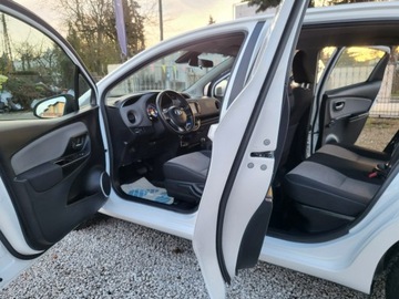 Toyota Yaris III Hatchback 5d Facelifting Hybrid 100KM 2016 Toyota Yaris 1.5 Hybrid 100% Org Przebieg 132 Tyś, zdjęcie 16