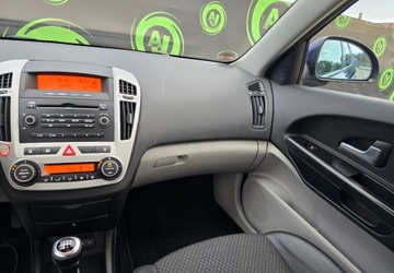 Kia Ceed I SW 2.0 143KM 2008 Kia Ceed Kia Ceed 2.0 Benzyna 143KM, zdjęcie 6