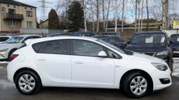 Opel Astra J GTC 1.4 Turbo ECOTEC 120KM 2014 Opel Astra 1.4i 120PS OPŁACONY Bezwypadkowy, zdjęcie 5