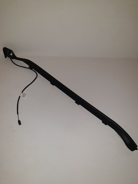 VW TOUAREG USZCZELKA KLAPY 7P6827712