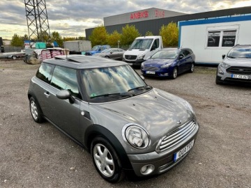 Mini Mini R56 2010 MINI MINI Cooper 100 Ps KLIMATRONIK PANORAMA, zdjęcie 6