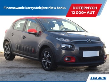 Citroen C3 III Hatchback 1.2 PureTech 82KM 2018 Citroen C3 1.2 PureTech, Salon Polska