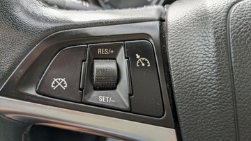 Opel Astra J Hatchback 5d 1.6 Twinport ECOTEC 115KM 2010 Opel Astra 1.6i 116PS OPŁACONY Bezwypadkowy, zdjęcie 26