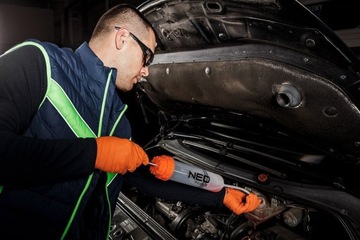 ШПРИЦ ДЛЯ ВСАСЫВАНИЯ МАСЛА ТОРМОЗНАЯ ЖИДКОСТЬ ТОПЛИВО 200 мл Ручная присоска NEO