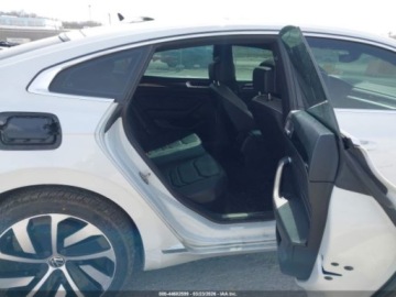 Volkswagen Arteon 2021 Volkswagen Arteon Sel R-Line 2021 2.0 Benzyna 268KM, zdjęcie 13
