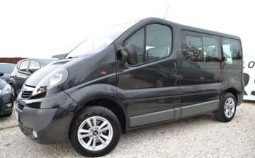 Opel Vivaro A Combi L1 2.0 CDTI 115KM 2011 Opel Vivaro Bezwypadkowe - Niski przebieg - Bez korozji - Oplacony 2.0, zdjęcie 12