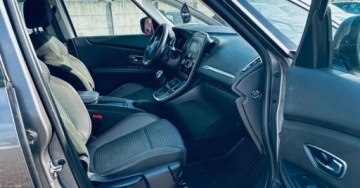 Renault Grand Scenic III 1.3 Energy TCe 140KM 2019 Renault Grand Scenic 1,3B 140KM przeb.127tys stan bdb 7-osob navi zarejest, zdjęcie 16