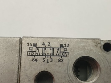 Электромагнитный клапан FESTO MVH-5/3G-1/4-B 19138 5/3 24VDC
