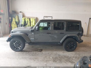 Jeep Wrangler IV 2021 Jeep Wrangler 4XE Unlimited Sahara 2021 2.0l 2.0 Hybryda 270KM, zdjęcie 2
