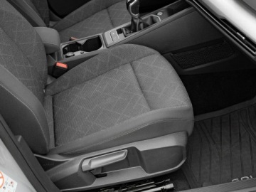 Volkswagen Golf VIII Variant 1.5 TSI 130KM 2021 Volkswagen Golf WD0307S#1.5 TSI EVO Life Ambient, zdjęcie 26