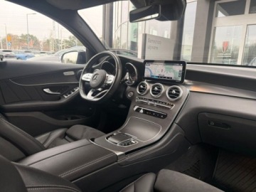 Mercedes GLC C253 2020 Mercedes-Benz GLC 300 4Matic Coupe Salon PolskaFV23AMG Line 2.0 Hybryda, zdjęcie 16