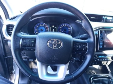 Toyota Hilux VIII Pojedyncza kabina 2.4 D-4D 150KM 2019 Toyota Hilux 2.4 D-4D Double Cab SR5 4x4 Toyota Hi, zdjęcie 25