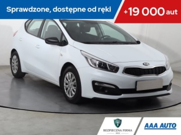 Kia Ceed II Hatchback 5d Facelifting 1.4 DOHC 100KM 2017 Kia Ceed 1.4 MPI, Salon Polska, Serwis ASO, Klima