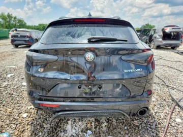 Alfa Romeo Stelvio SUV Facelifting 2023 2.0 GME Turbo 280KM 2024 Alfa Romeo Stelvio 2024 Q4 TI 2.0 Benzyna 280KM, zdjęcie 2