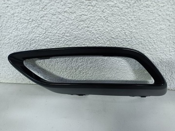 AUDI A3 8Y S-LINE KRATKA ATRAPA WYDECHU 8Y4807834