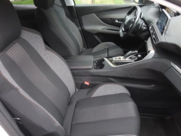 Peugeot 3008 II Crossover 1.2 PureTech 130KM 2019 Peugeot 3008 1.2 PureTech, Salon Polska, zdjęcie 8