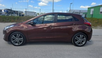 Hyundai i30 II Hatchback 5d 1.4 CRDi 90KM 2012 Hyundai i30 1,4 Crdi bardzo ekonomiczny Ledy, zdjęcie 4