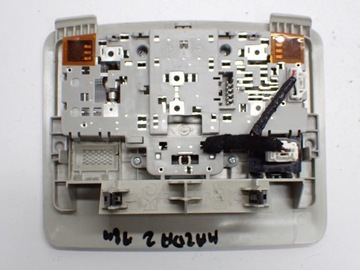 LAMPA INTERIÉR KABINY ORIGINÁLNÍ MAZDA2 2 DJ 18R
