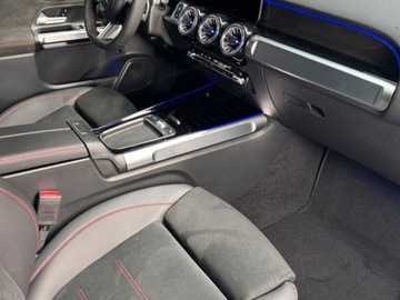 Mercedes GLB SUV Facelifting 2.0 220 190KM 2025 MERCEDES-BENZ GLB 220 4-Matic AMG Line 2.0 (190KM) 2025, zdjęcie 6