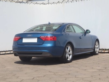 Audi A5 8T Coupe 1.8 TFSI 170KM 2008 Audi A5 1.8 TFSI, Skóra, Navi, Xenon, Bi-Xenon, zdjęcie 4