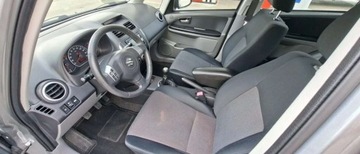 Suzuki SX4 I Hatchback 1.6 i 16V VVT 107KM 2006 Suzuki SX4 Suzuki SX4 1.6 VVT 4x2 Comfort 1.6 Benzyna 107KM, zdjęcie 6