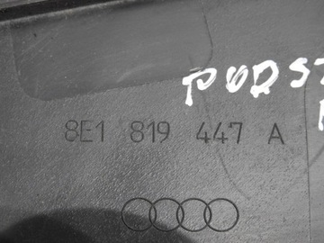 СТЕКЛО ПРАВОЕ AUDI A4 B7 8E1819447A