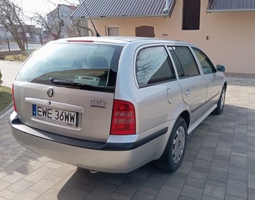 Skoda Octavia I Kombi 1.9 TDI 110KM 2004 SKODA OCTAVIA I Combi 1.9 TDI 110 KM, AMBIENTE, zdjęcie 3