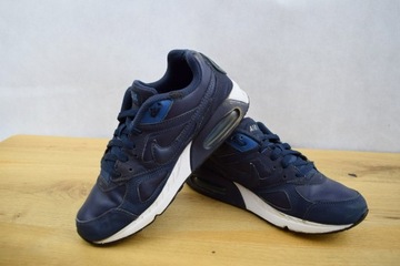 Nike AIR MAX IVO, buty sportowe (40)