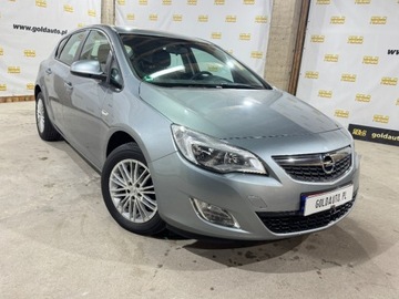 Opel Astra J Hatchback 5d 1.4 Twinport ECOTEC 100KM 2011 Opel Astra 1.4 100KM Klima 1-reka Gotowy do jazdy 1.4 Benzyna 100KM, zdjęcie 3
