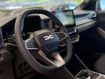 Dacia Duster III 2026 Od ręki - Expression 1.2 TCe Hybrid-G 4x4 LPG 150KM / Pakiet Zimowy, zdjęcie 6