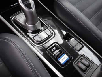 Mitsubishi Outlander III SUV PHEV Facelifting 2020 2.4 PHEV 224KM 2020 Mitsubishi Outlander 2.4 PHEV, Salon Polska, zdjęcie 12