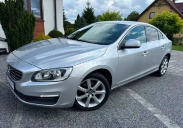 Volvo S60 II Sedan Facelifting 2.0 D2 DRIVE-E 120KM 2016 Volvo S60 2.0 Diesel 120KM, zdjęcie 14